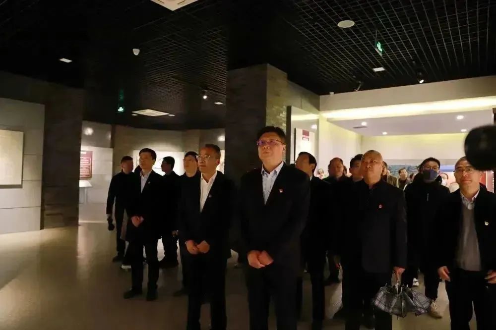 全体党言.jpg